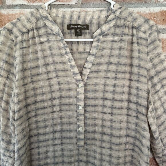 Tommy Bahama Lightweight Button Beach Roll Tab Shirt Small Beige Gray - Picture 3 of 10